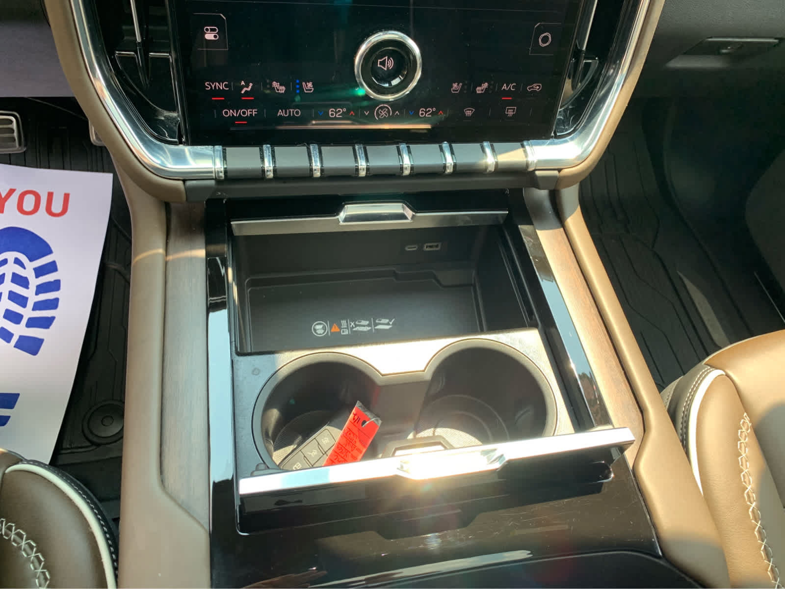 Used 2025 GMC Yukon Denali Ultimate AWD/4WD image 20