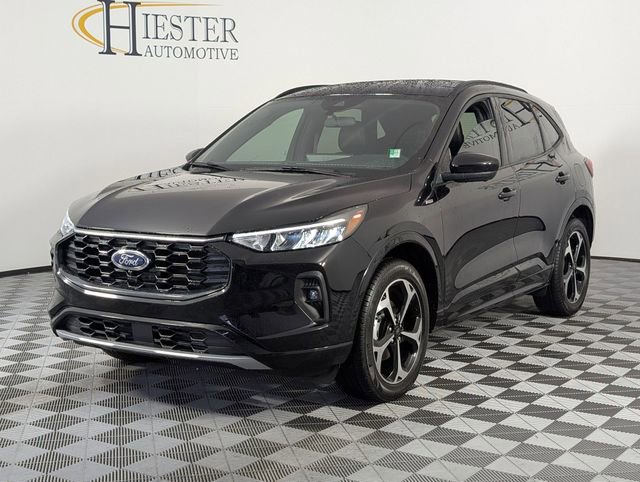 Used 2024 Ford Escape ST-Line Select w/ Tech Pack #2 image 4