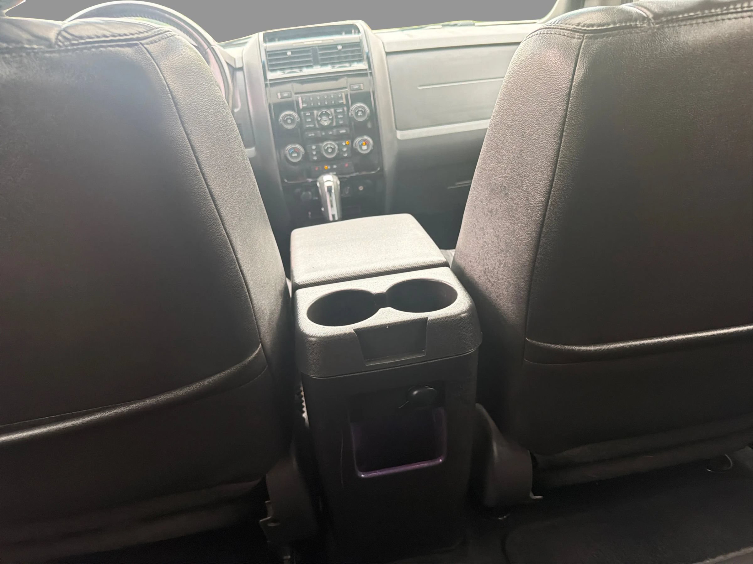 Used 2010 Ford Escape Limited FWD image 21