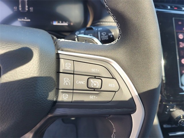 New 2025 Jeep Grand Cherokee Laredo X image 32