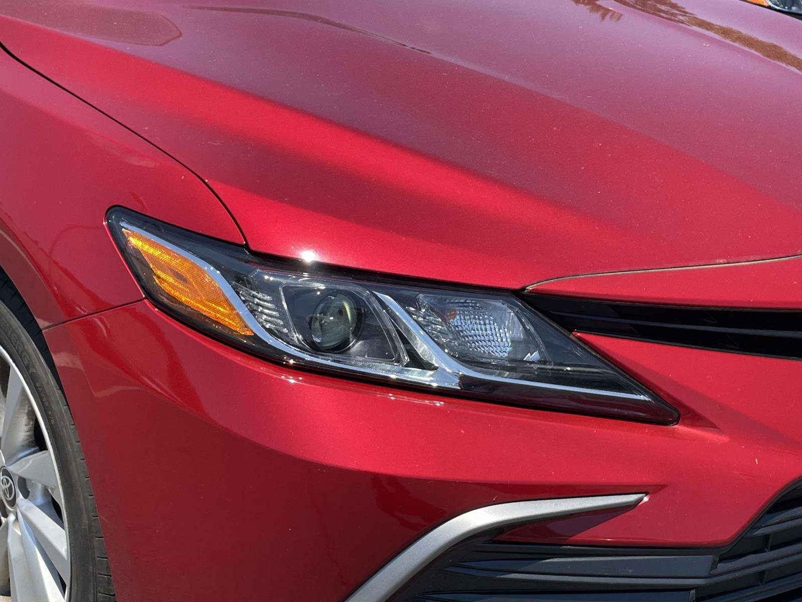 Used 2023 Toyota Camry LE FWD image 4