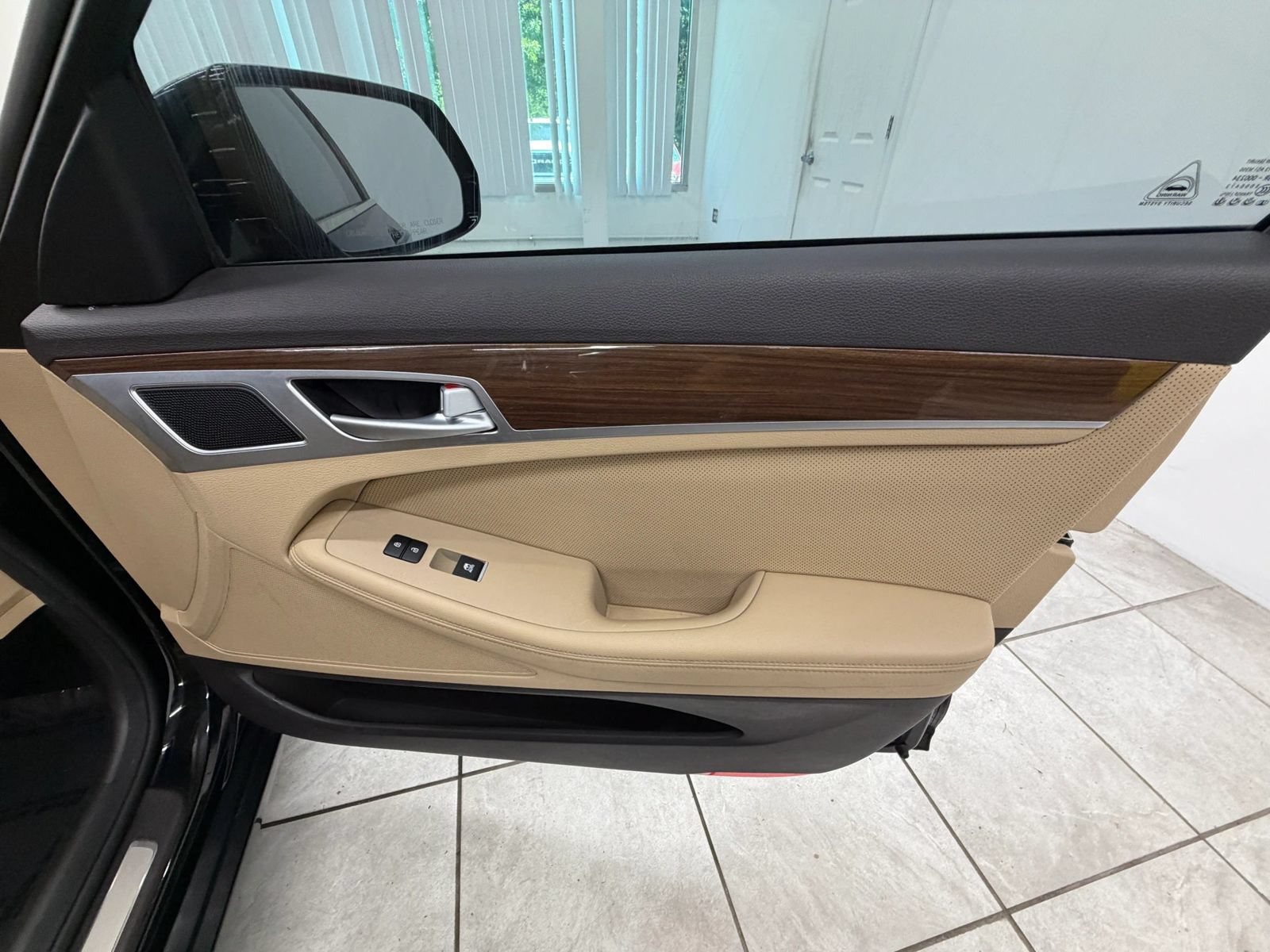 Used 2016 Hyundai Genesis 3.8 RWD image 20