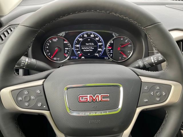 Used 2023 GMC Terrain Denali w/ Denali Premium Package image 8