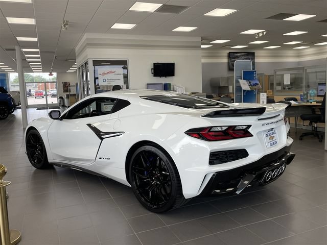New 2027 Chevrolet Corvette Z06 RWD image 17