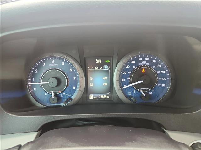 Used 2020 Toyota Sienna XLE w/ XLE Navigation Package FWD image 21