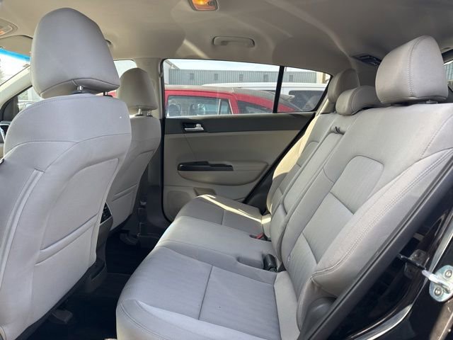 Used 2017 Kia Sportage LX AWD/4WD image 9