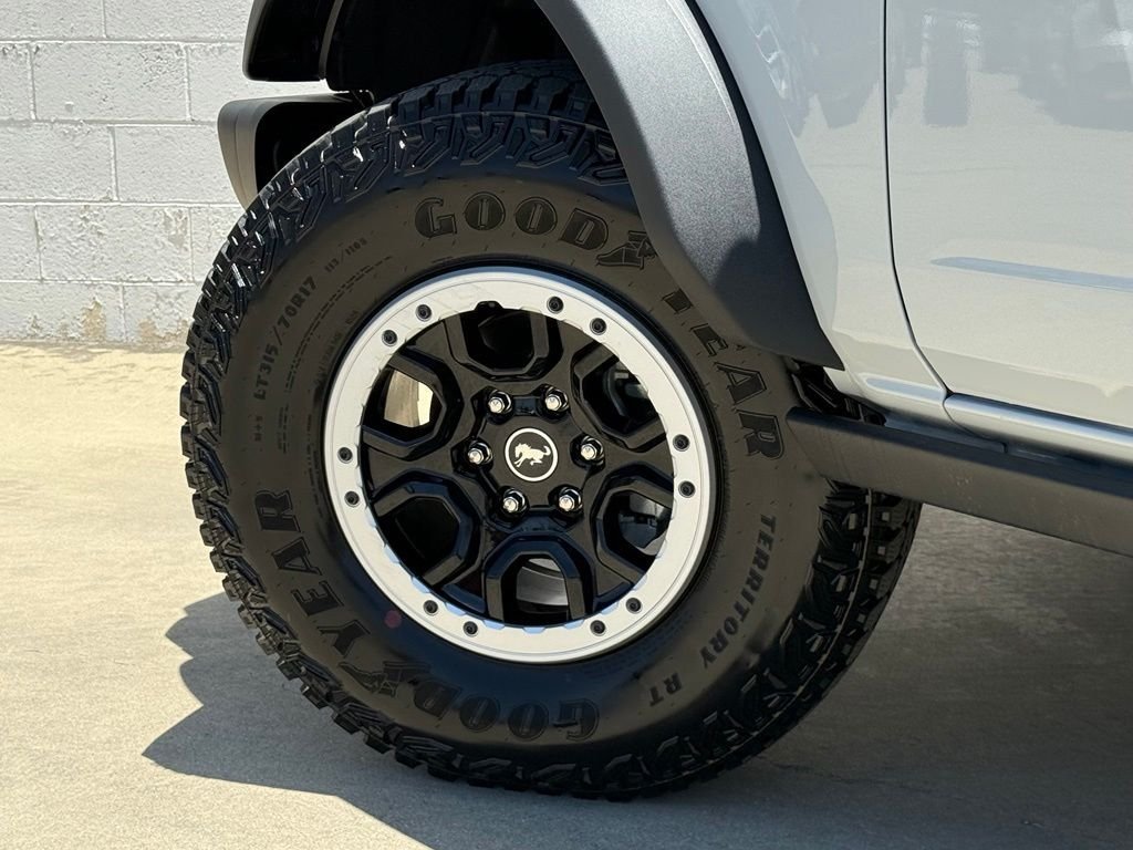 New 2026 Ford Bronco Badlands w/ Sasquatch Package AWD/4WD image 17