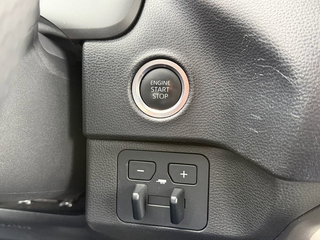 Used 2023 Toyota Tundra SR5 w/ SR5 Premium Package AWD/4WD image 26