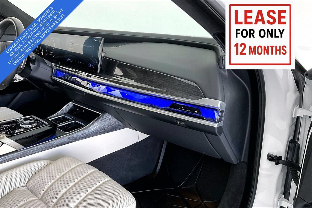 Used 2025 BMW 760i xDrive AWD/4WD image 20