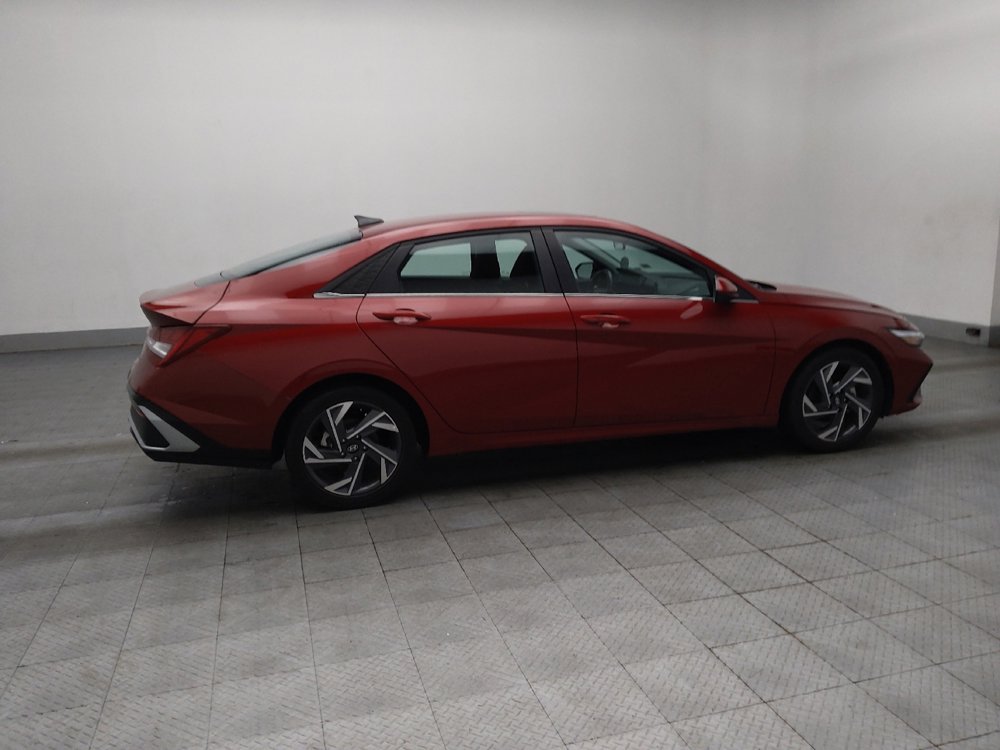Used 2025 Hyundai Elantra SEL image 10