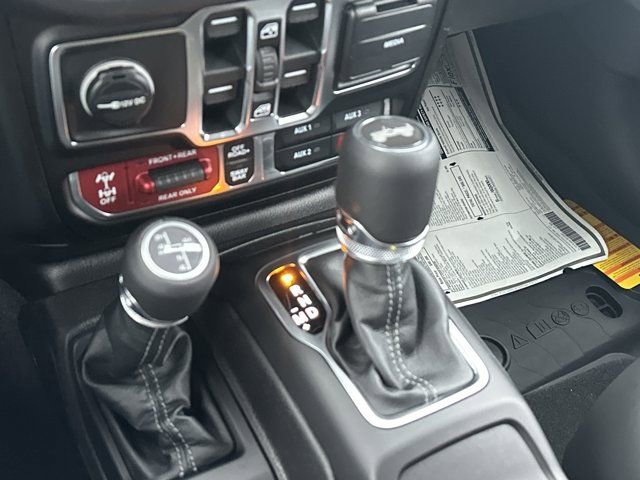 New 2026 Jeep Wrangler Unlimited Rubicon image 30