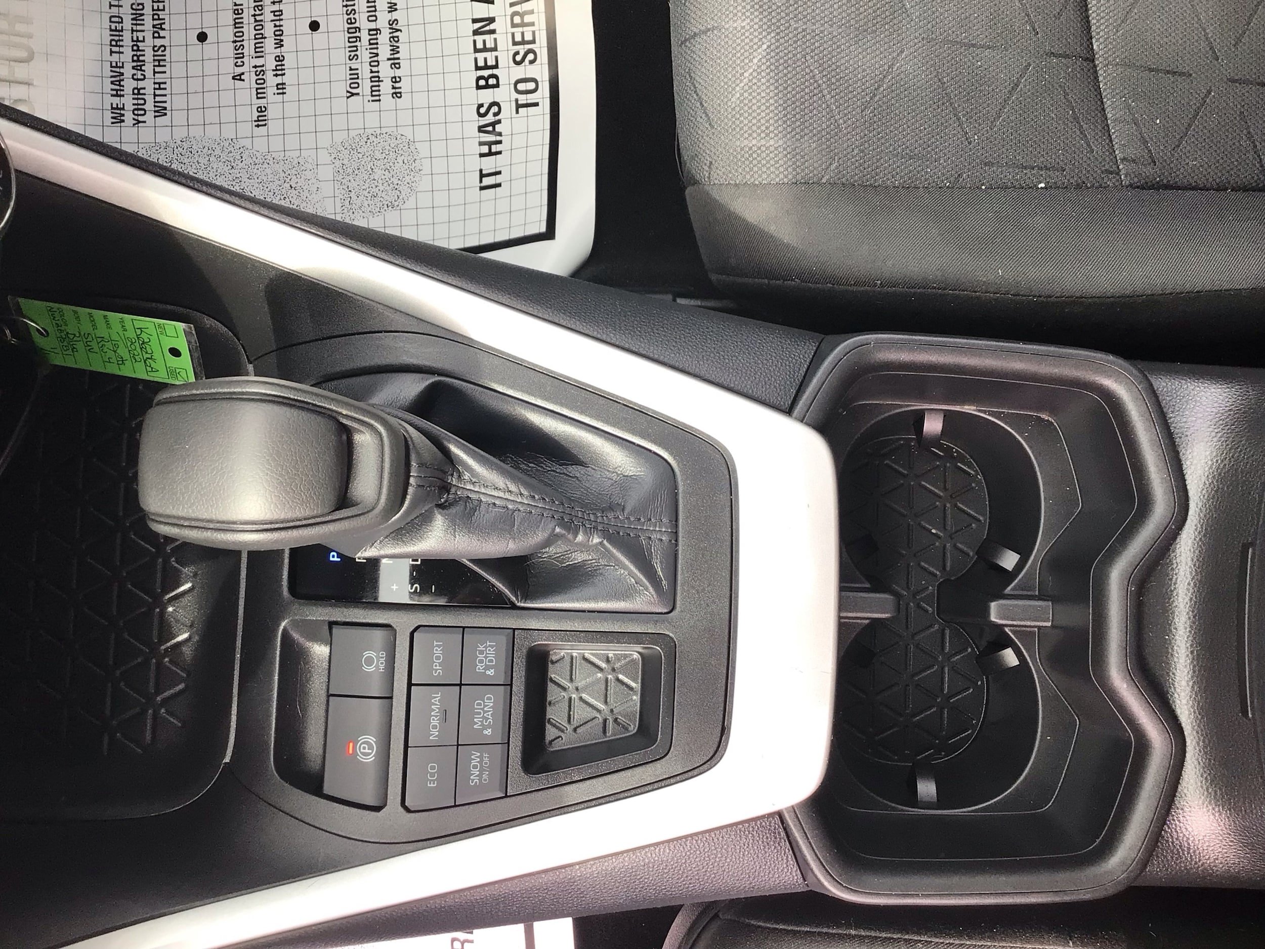 Used 2022 Toyota RAV4 XLE w/ Convenience Package AWD/4WD image 19