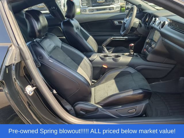 Used 2016 Ford Mustang Shelby GT350 w/ Technology Package RWD image 42