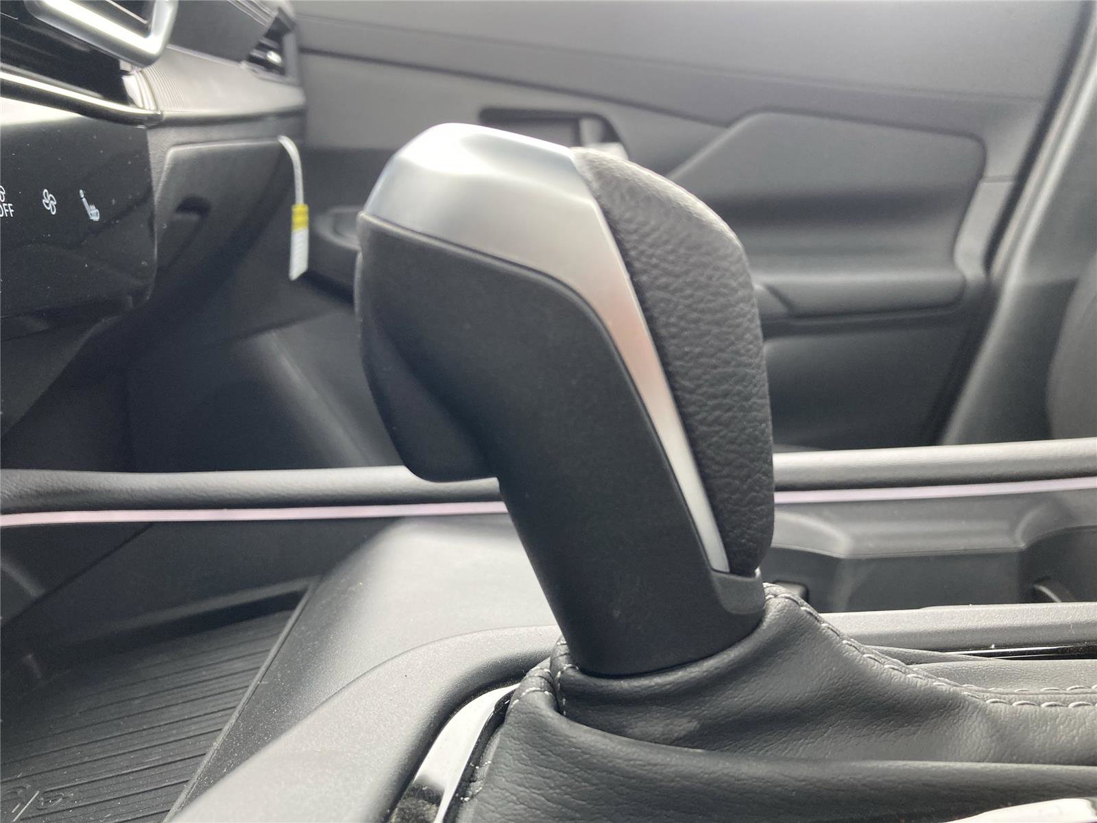 New 2026 Nissan Sentra SV w/ SV Convenience Package image 17