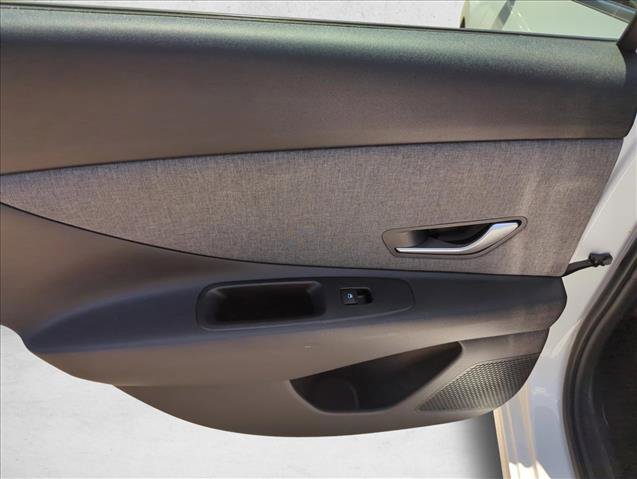 Used 2024 Hyundai Elantra Limited FWD image 27