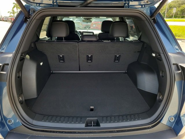 New 2026 Chevrolet Equinox LT w/ Convenience Package II image 3