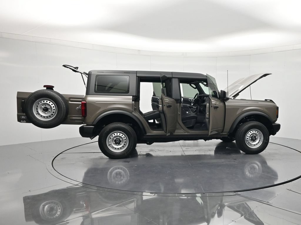 New 2026 Ford Bronco 4-Door AWD/4WD image 47