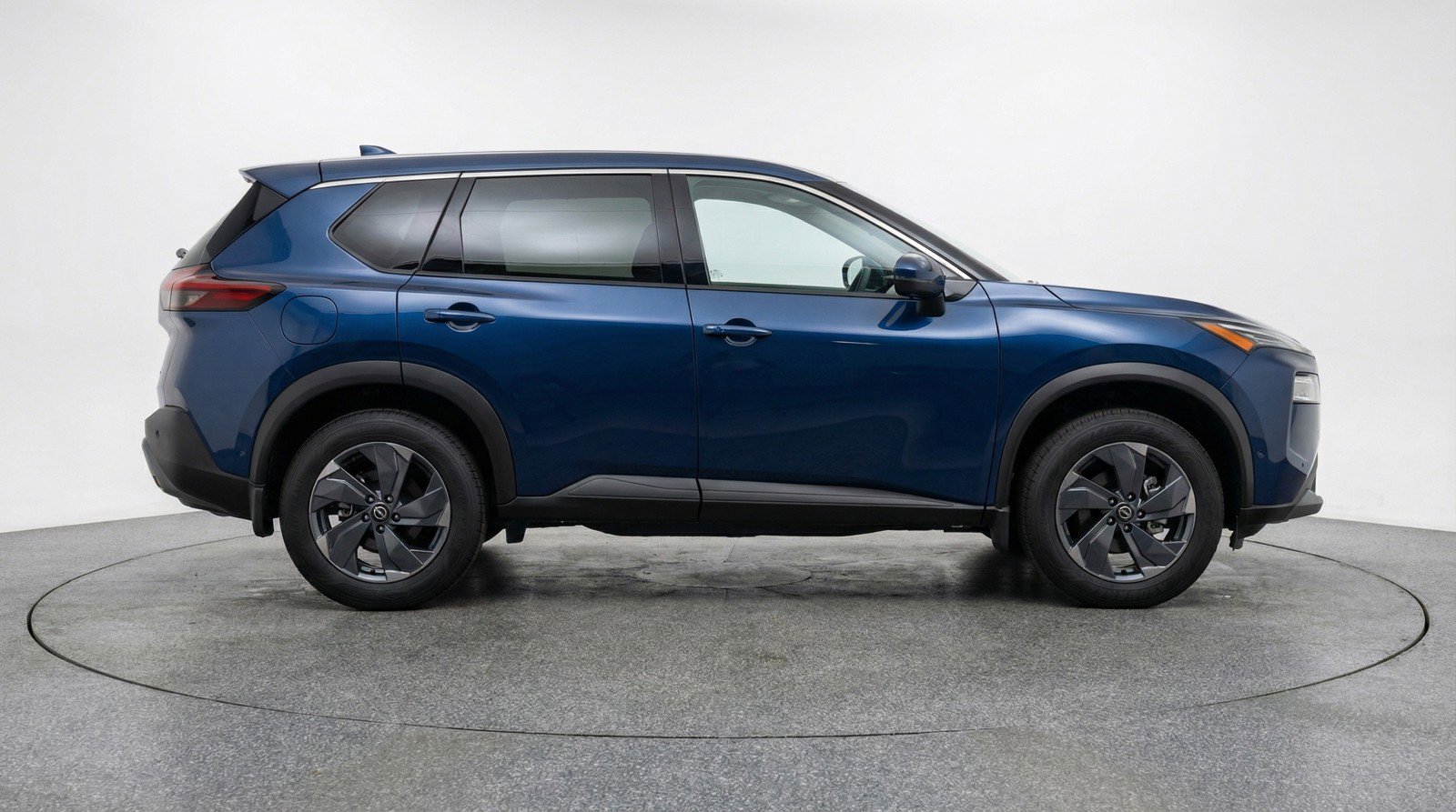 Used 2025 Nissan Rogue SV FWD image 11