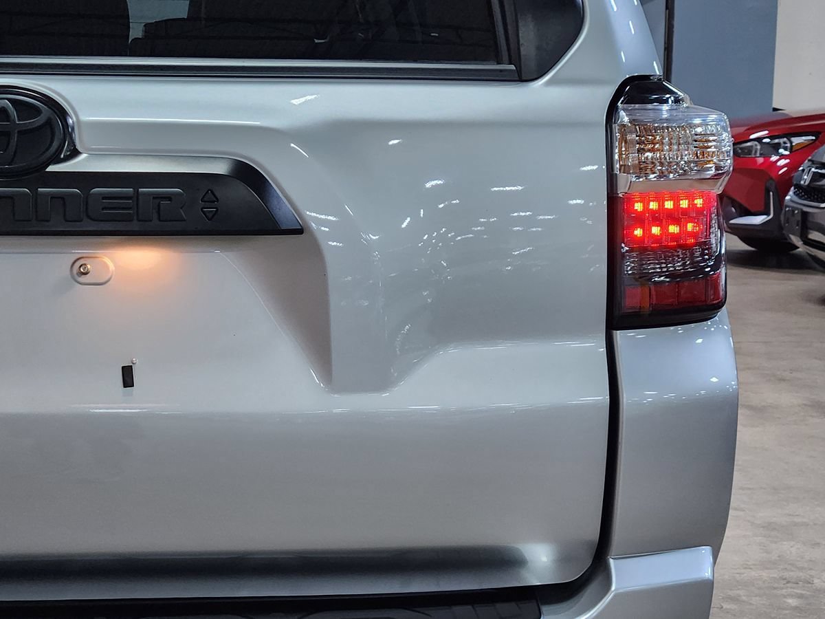 Used 2023 Toyota 4Runner TRD Off-Road Premium AWD/4WD image 22