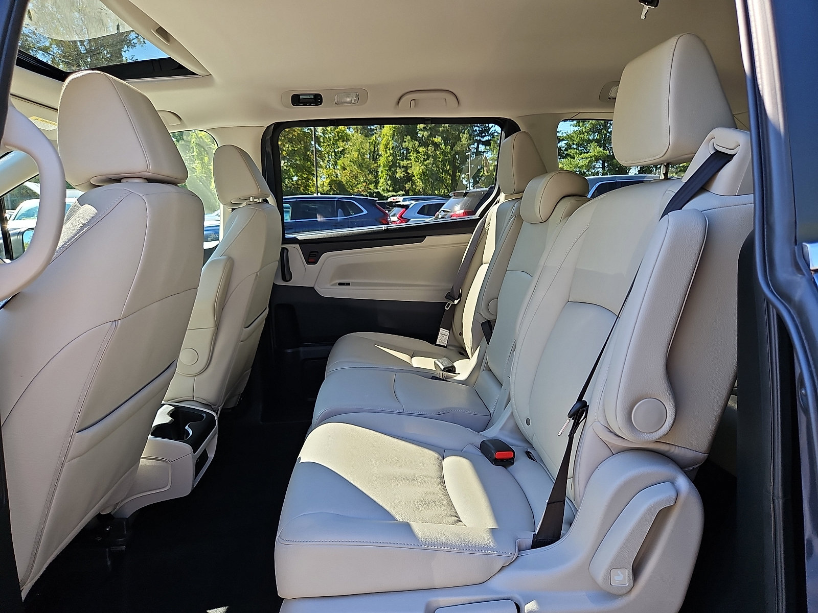 Certified 2026 Honda Odyssey EX-L image 12