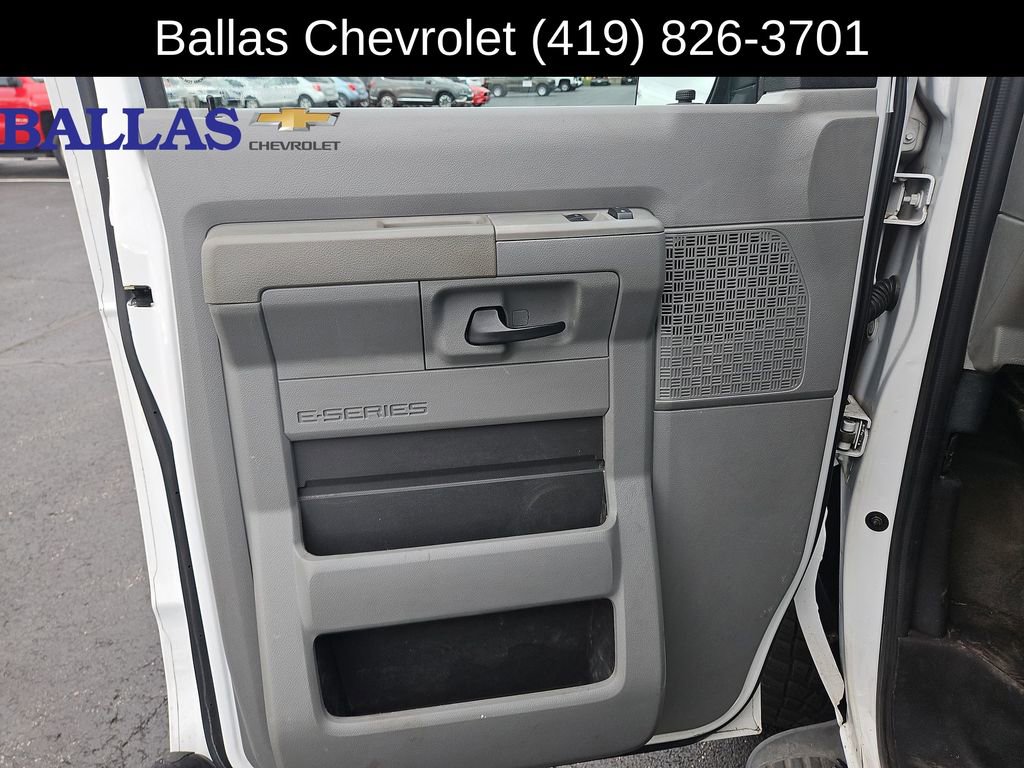 Used 2011 Ford E-350 and Econoline 350 XLT RWD image 21