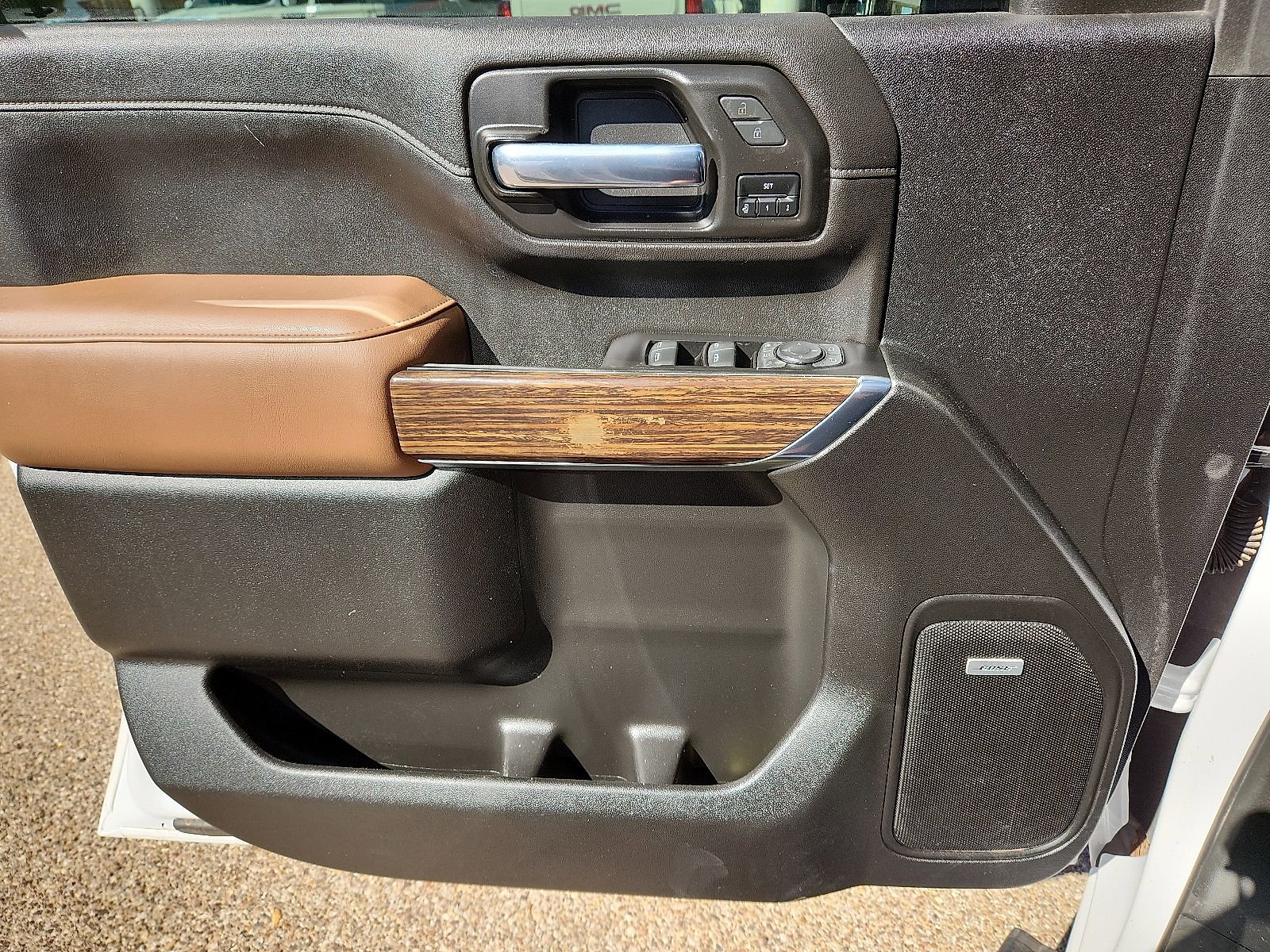 Used 2022 Chevrolet Silverado 3500 High Country w/ Z71 Off-Road Package image 17