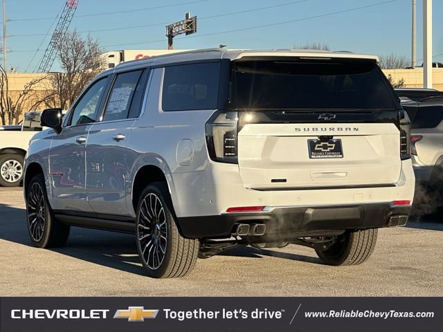 New 2026 Chevrolet Suburban High Country image 4