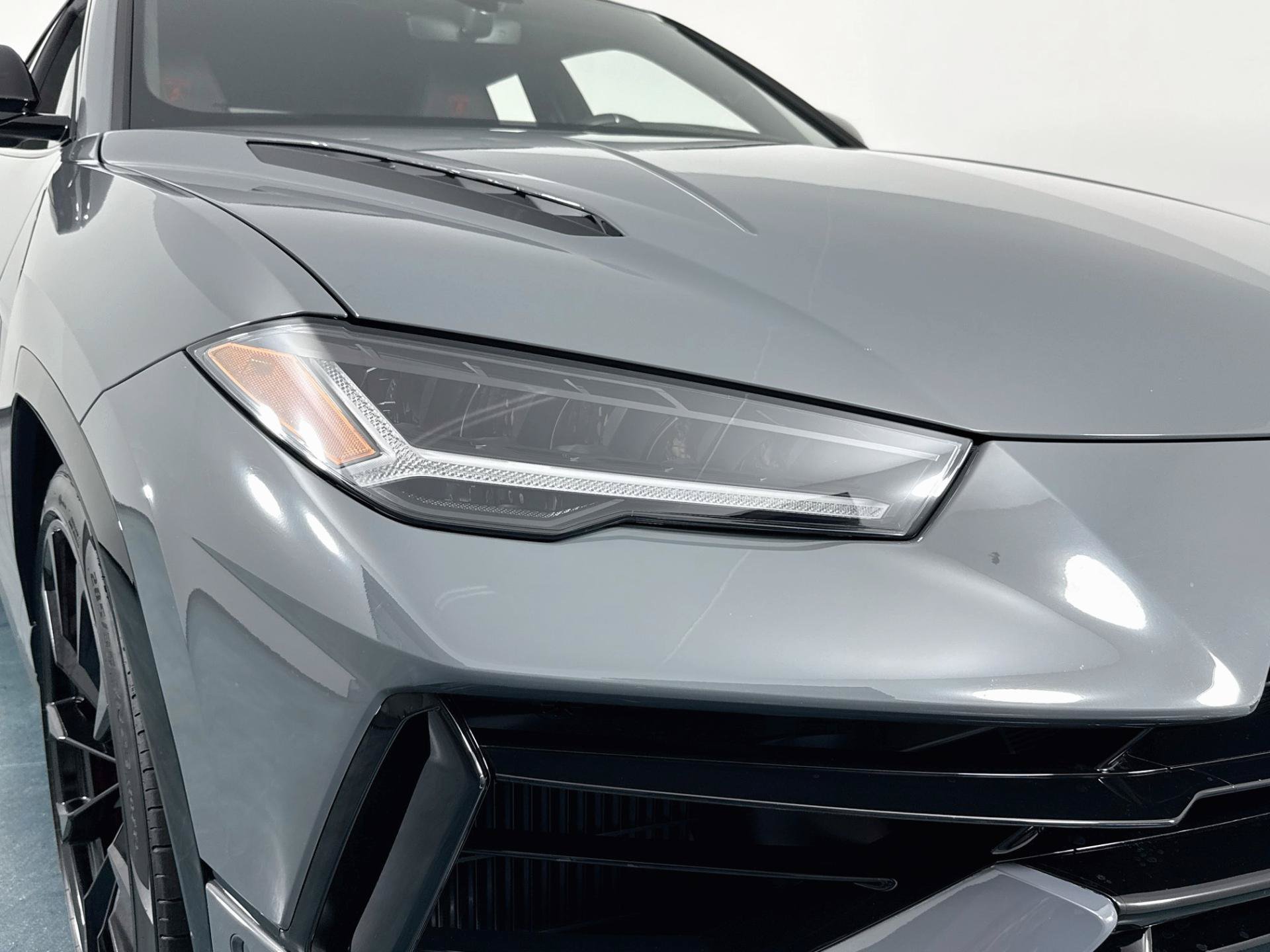 Used 2024 Lamborghini Urus S AWD/4WD image 56