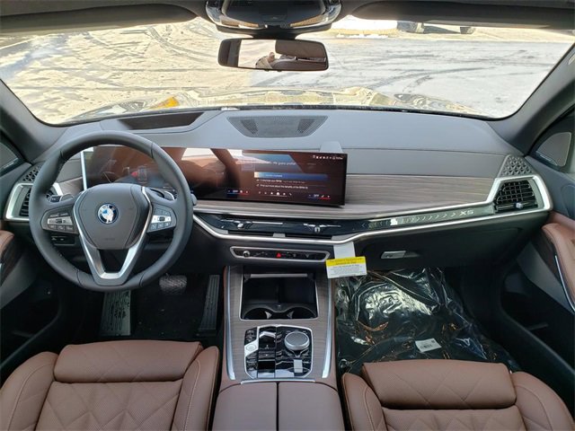 New 2026 BMW X5 xDrive50e w/ Premium Package image 13