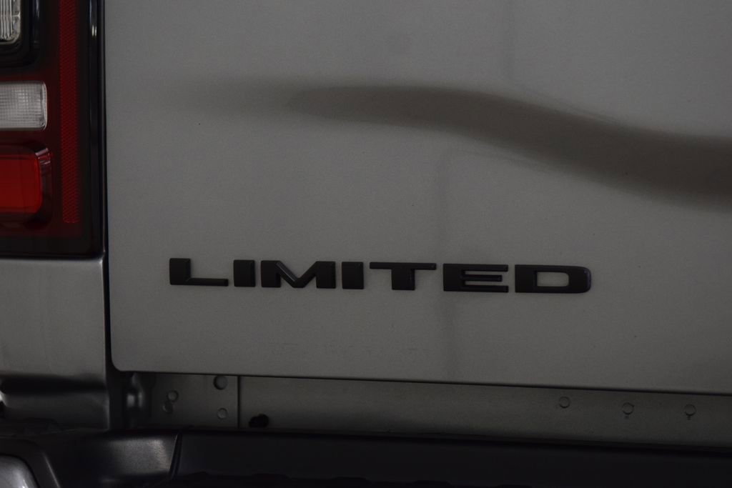 Used 2024 RAM 2500 Limited AWD/4WD image 22