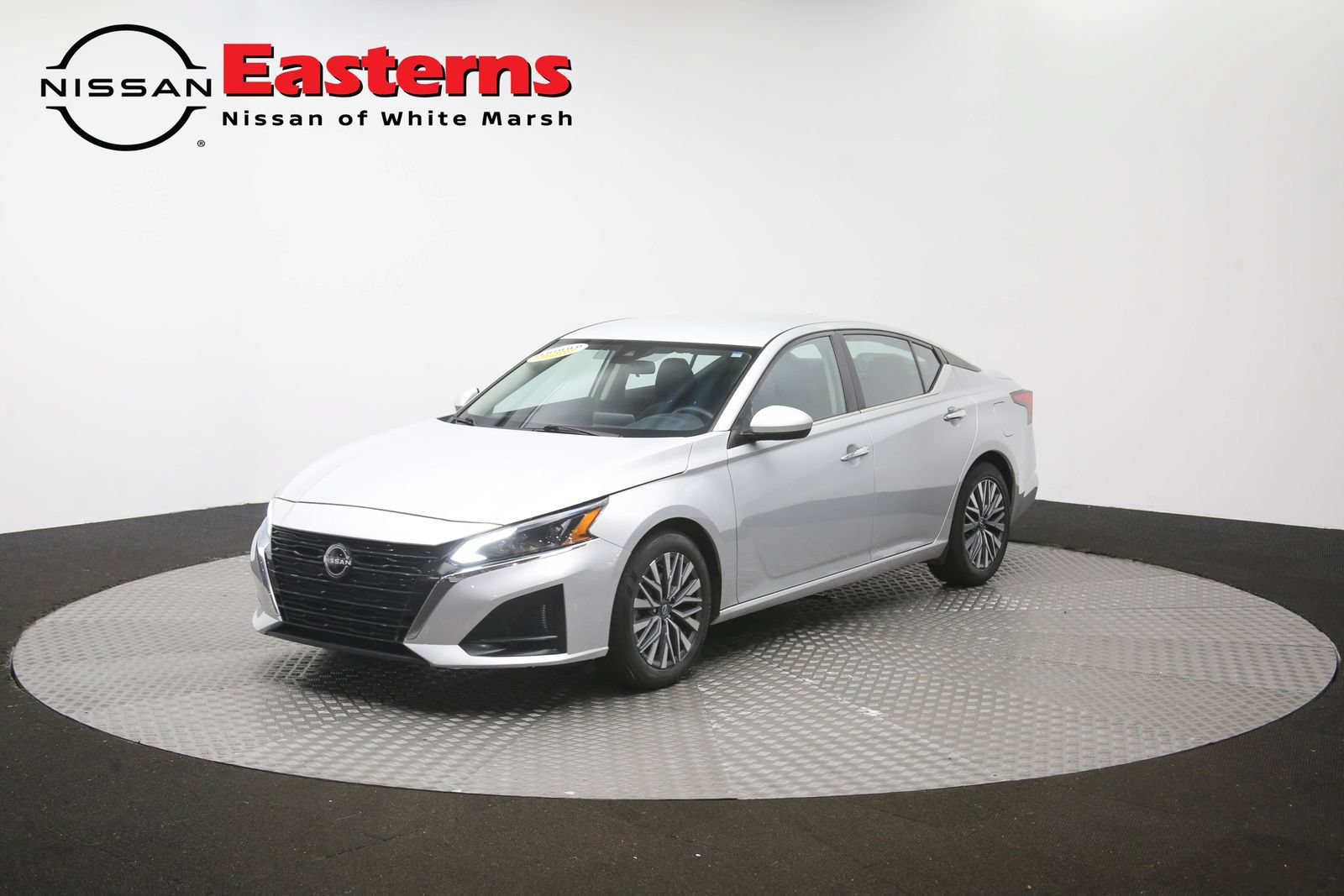 Used 2023 Nissan Altima 2.5 SV FWD image 54