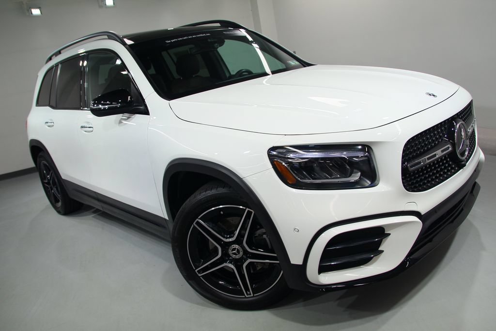 Certified 2024 Mercedes-Benz GLB 250 4MATIC image 11