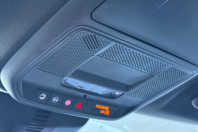 Used 2025 Buick Enclave Preferred image 25