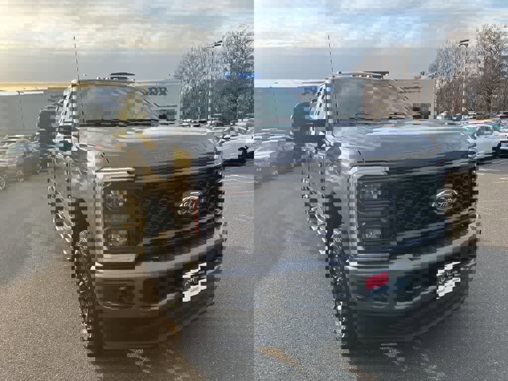 Used 2023 Ford F250 XL w/ STX Appearance Package image 9