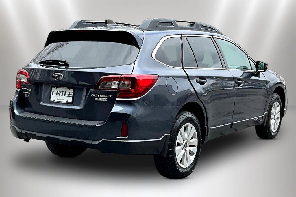 Used 2017 Subaru Outback 2.5i Premium image 5