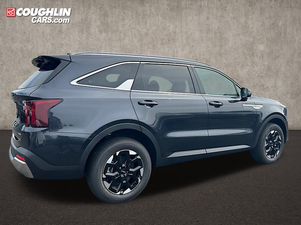 New 2025 Kia Sorento S image 4