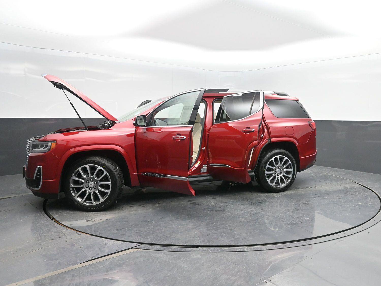Used 2023 GMC Acadia Denali w/ Denali Ultimate Package image 54