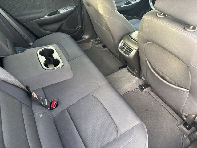 Used 2023 Chevrolet Malibu LT image 36
