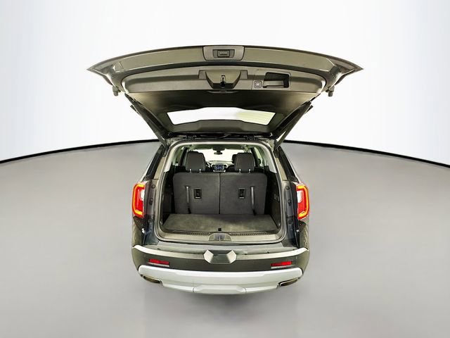 Used 2021 GMC Acadia SLE w/ Driver Convenience Package image 28