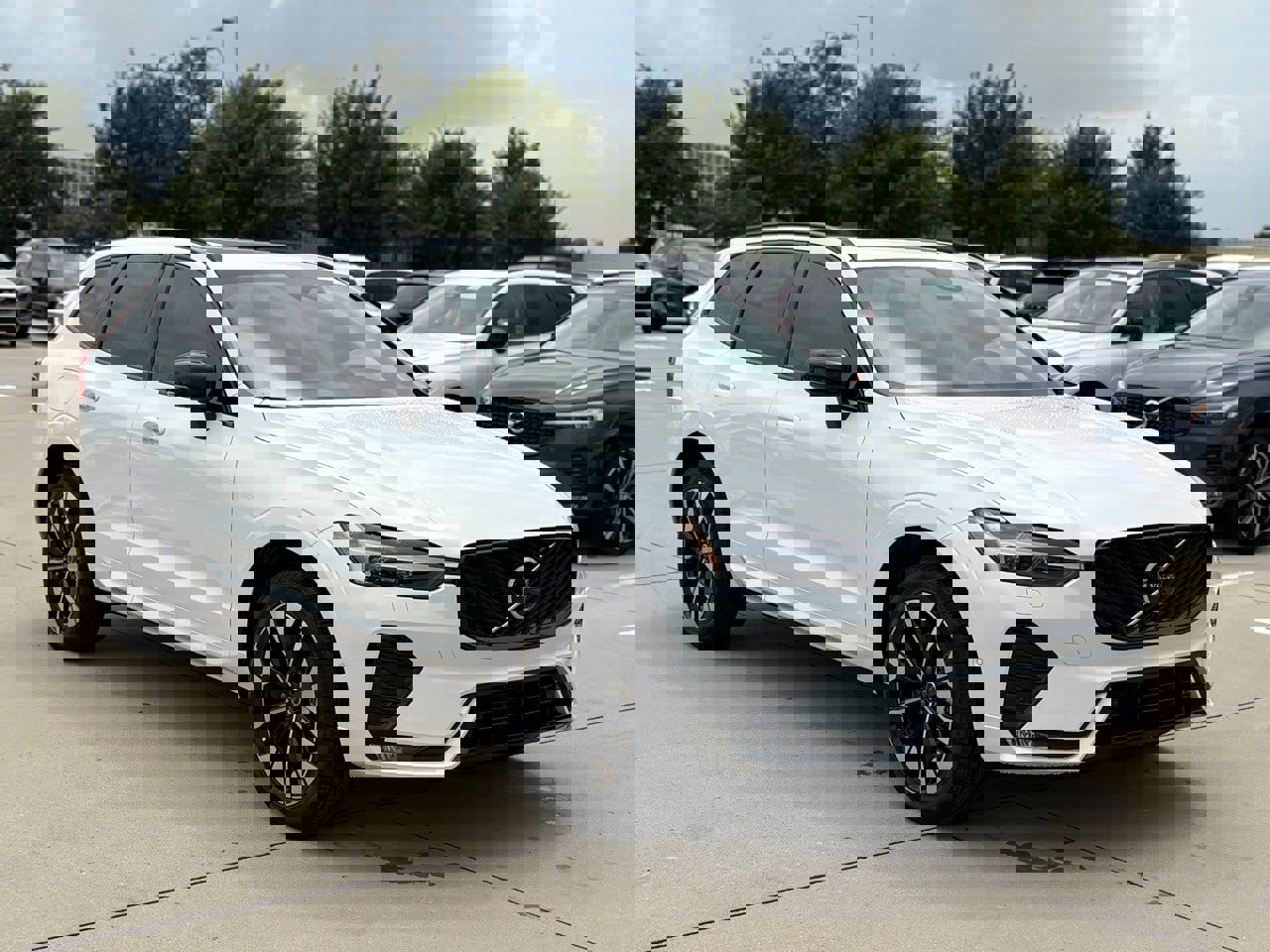 New 2026 Volvo XC60 B5 Plus w/ Protection Package Premier image 4