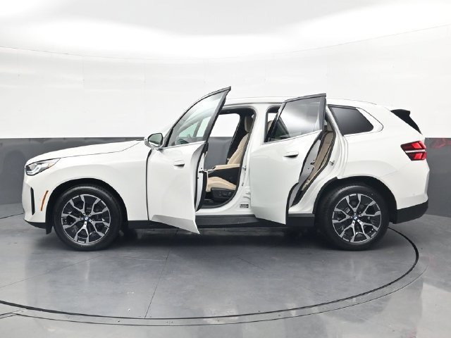 New 2026 BMW X3 xDrive30i w/ Premium Package AWD/4WD image 39