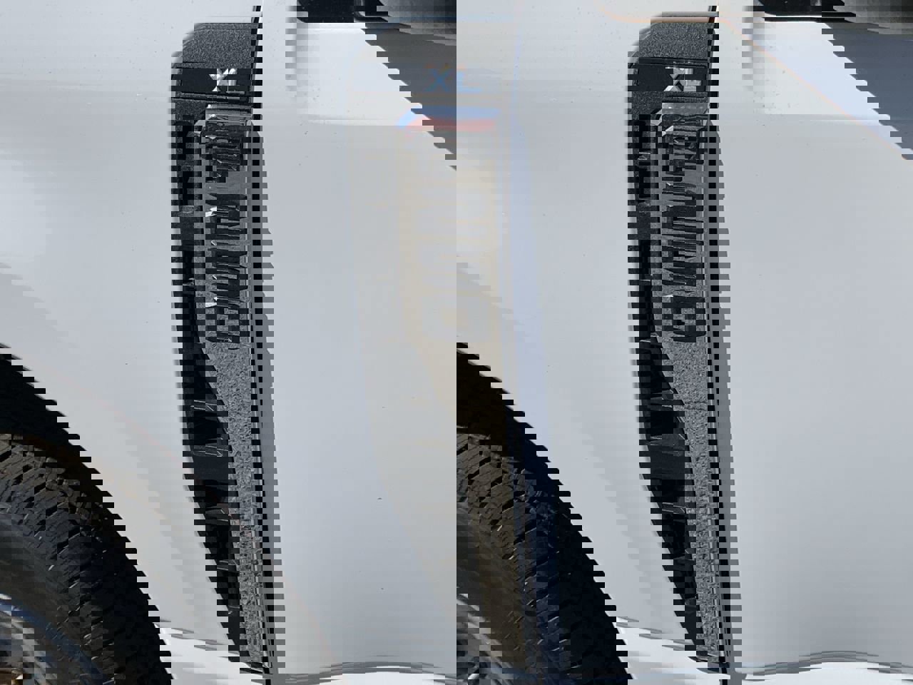 New 2026 Ford F250 XL w/ XL Chrome Package image 15