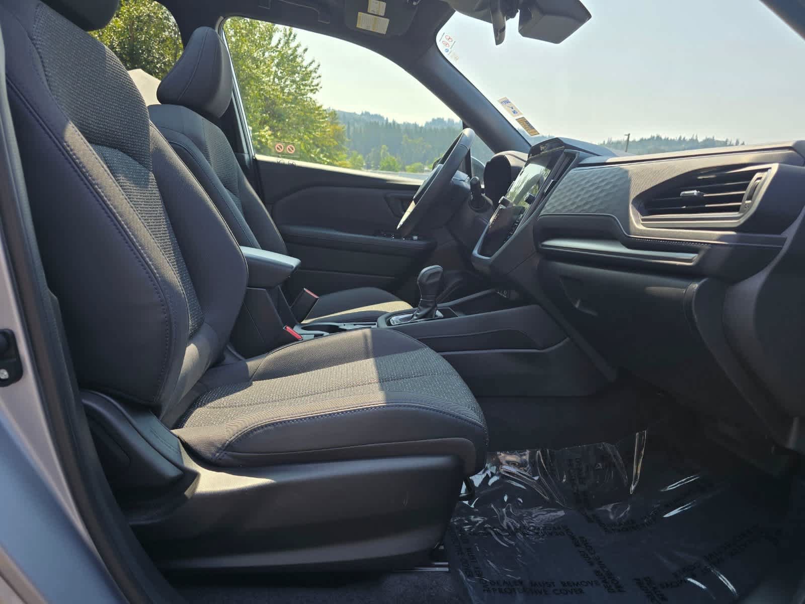 Certified 2025 Subaru Forester Premium AWD/4WD image 26