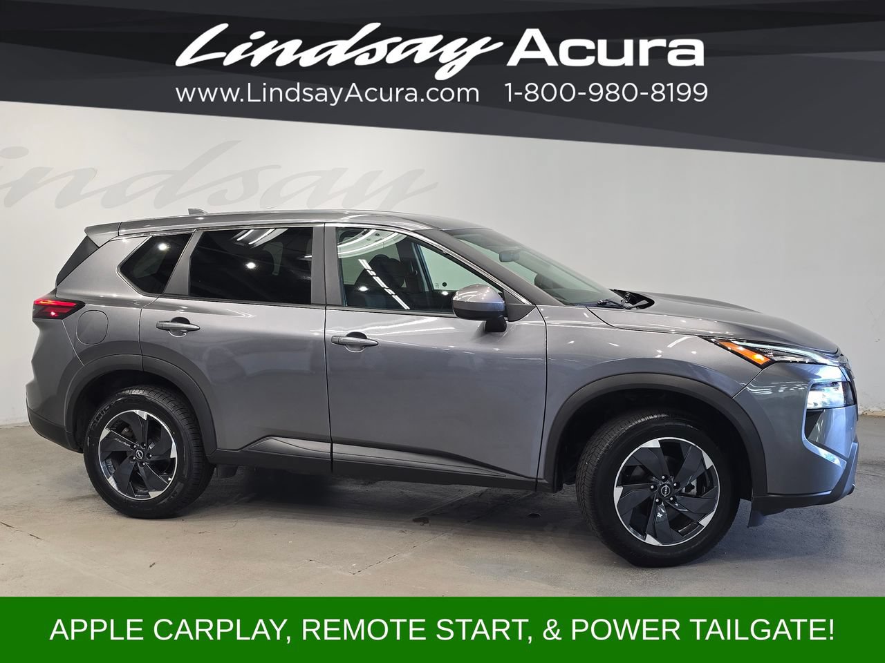 Used 2025 Nissan Rogue SV AWD/4WD image 3