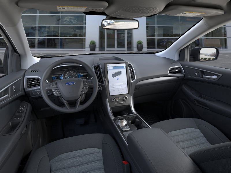 New 2024 Ford Edge SE image 9