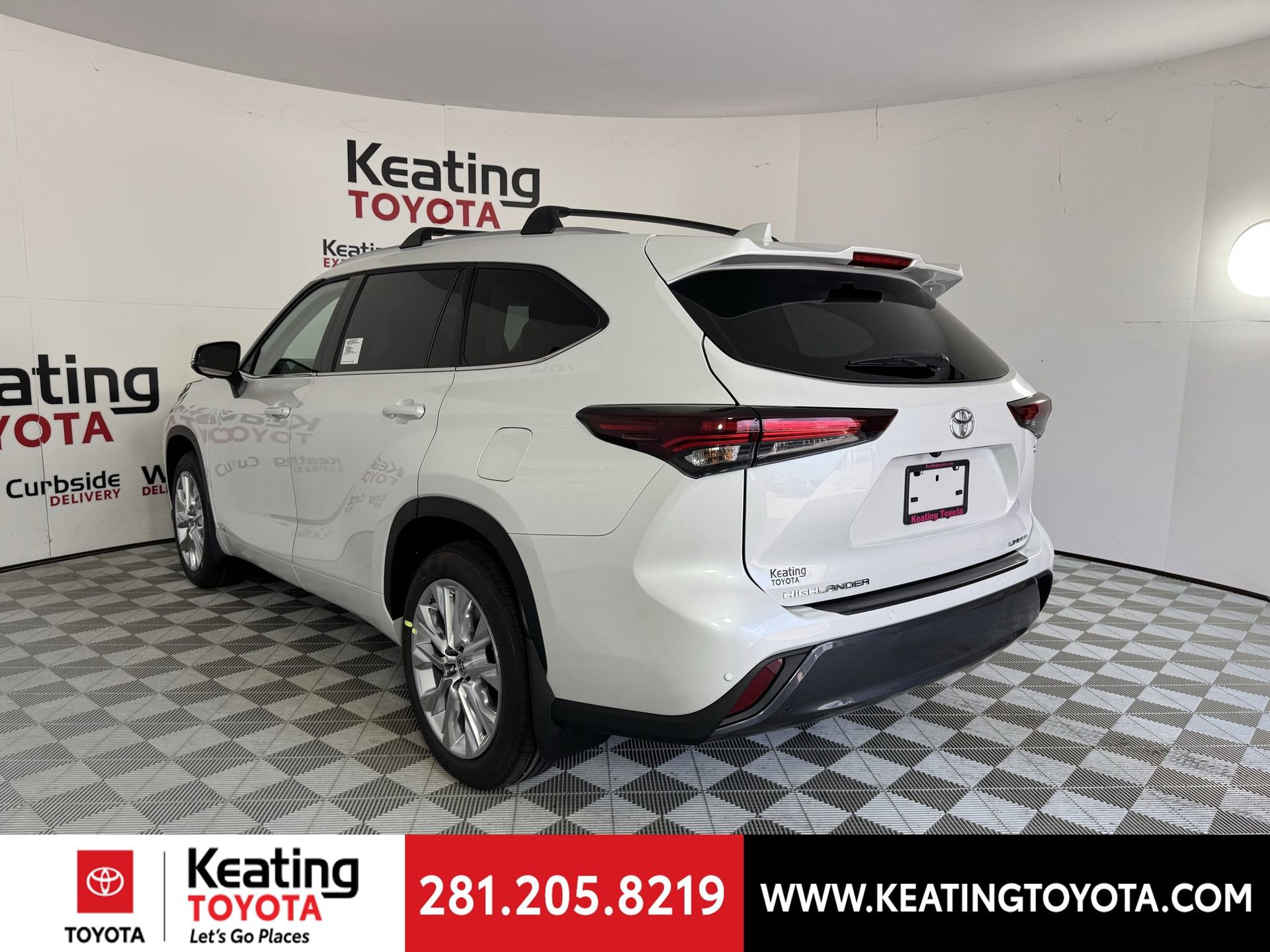 New 2026 Toyota Highlander Limited AWD/4WD image 10