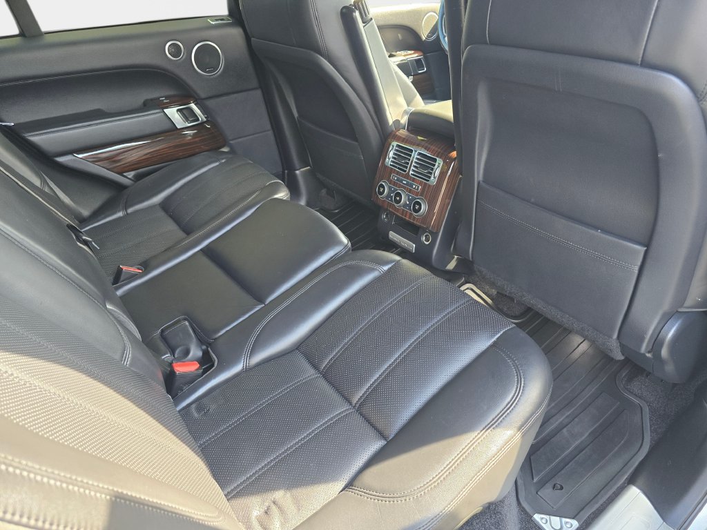 Used 2016 Land Rover Range Rover HSE AWD/4WD image 13