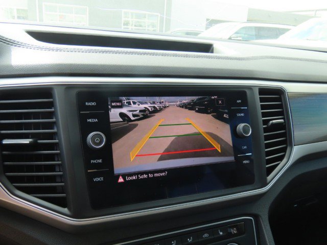 Used 2018 Volkswagen Atlas SE image 31