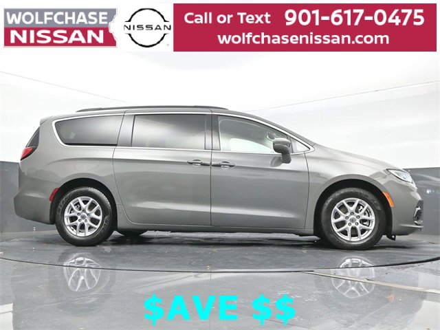 Used 2022 Chrysler Pacifica Touring-L image 25