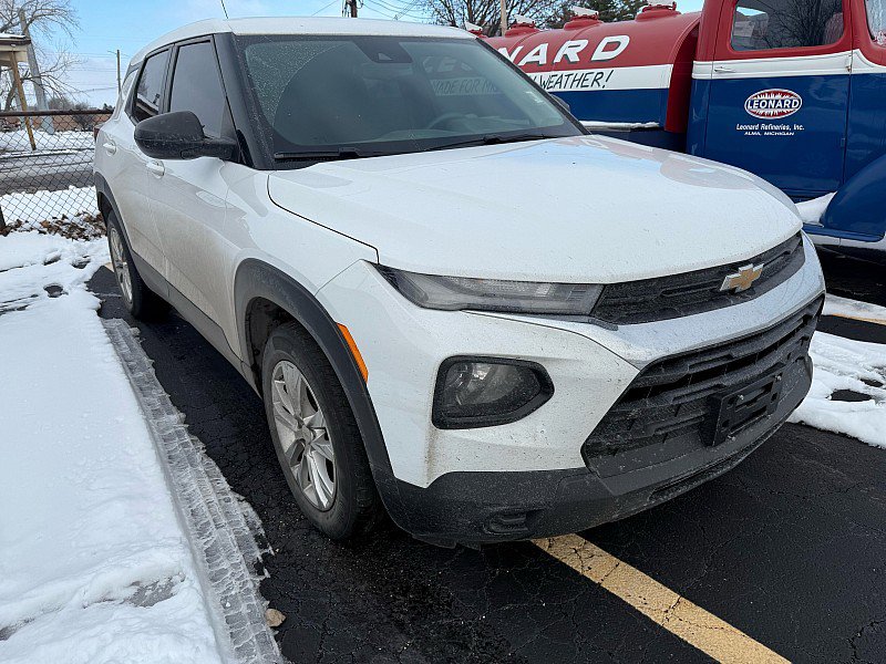 Used 2021 Chevrolet TrailBlazer LS image 2